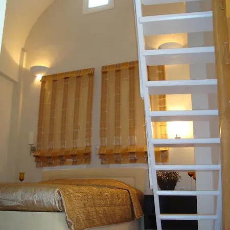 Santorini Renaissance -