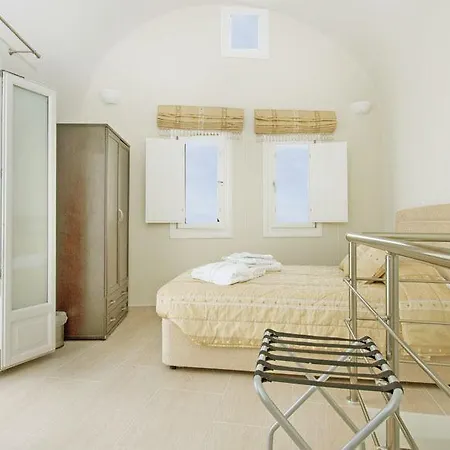 Santorini Renaissance -